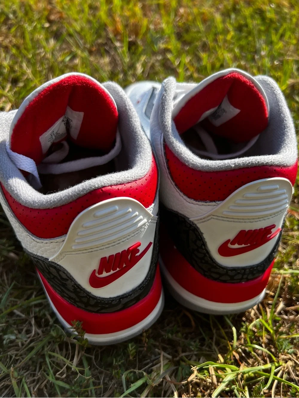 CLEAN Air Jordan 3 size 3 Fire Red 2022 Retro Kids shoes